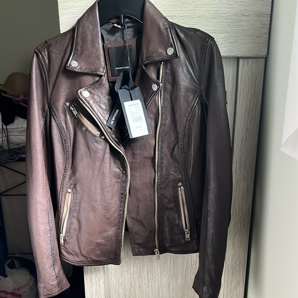 Beautiful & comfortable lamb skin leather jacket. Exclusive from Boot Barn.